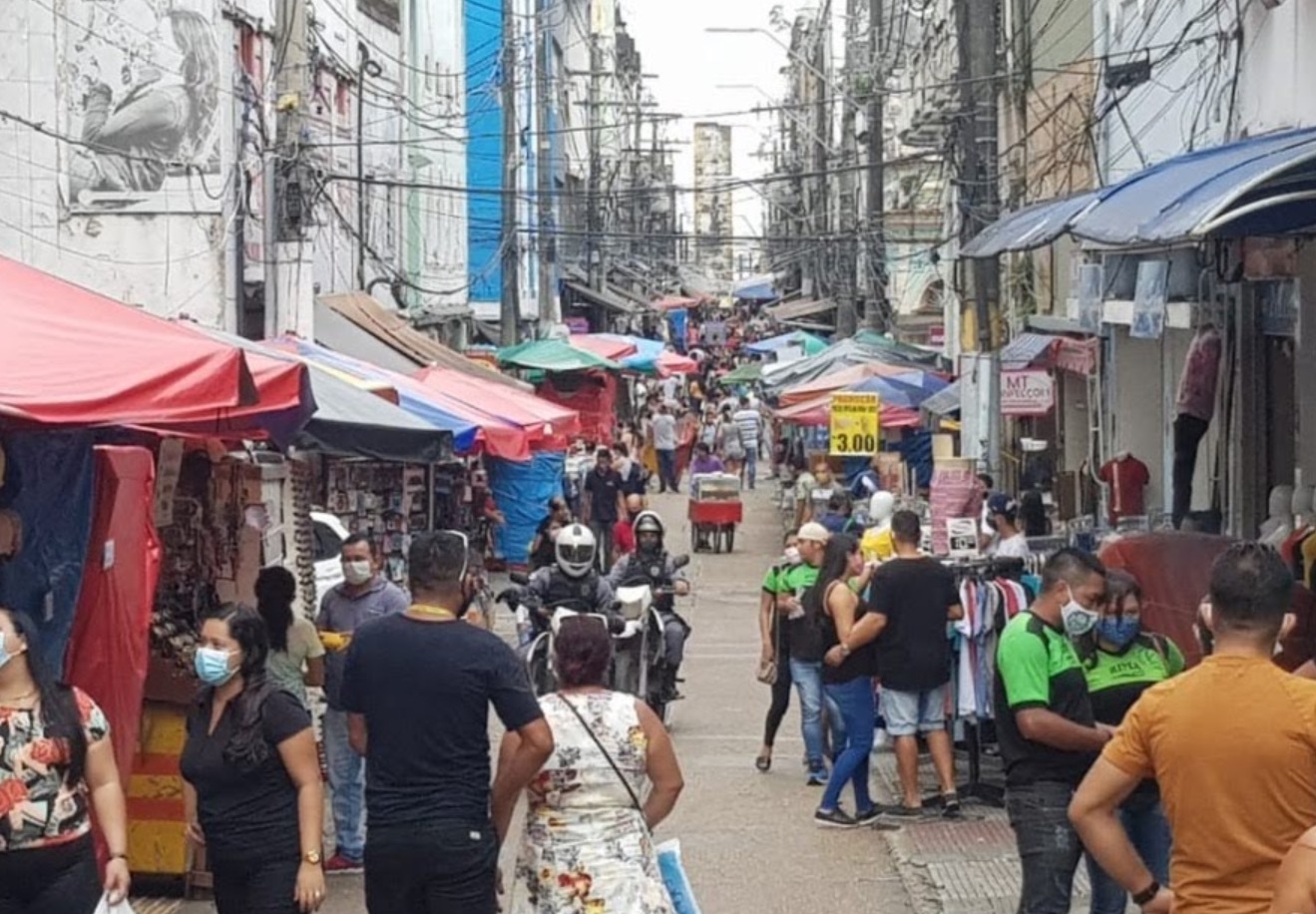 Saiba o horário do comércio em Manaus no feriado de Finados