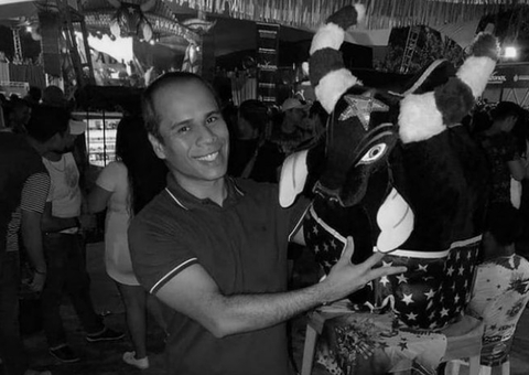 Ex-coreógrafo do Boi Caprichoso morre de covid-19 em Manaus