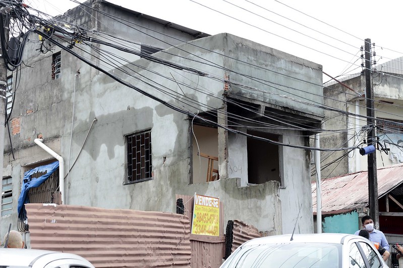 Vistoria da Prefeitura de Manaus indica demolição de prédio no Educandos