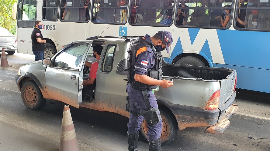 Detran intensifica fiscalização durante fim de semana prolongado em Manaus