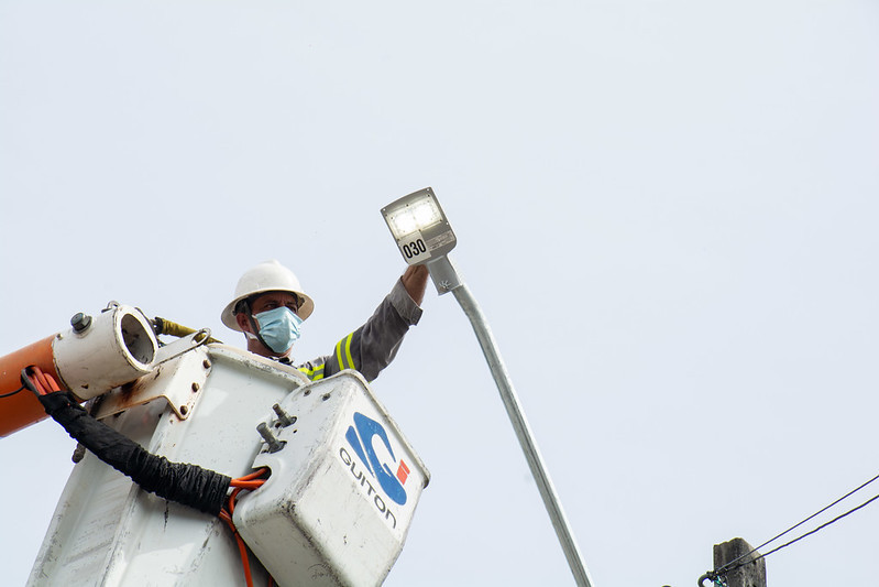 Até fim de dezembro, Manaus deve ser 100% iluminada por LED