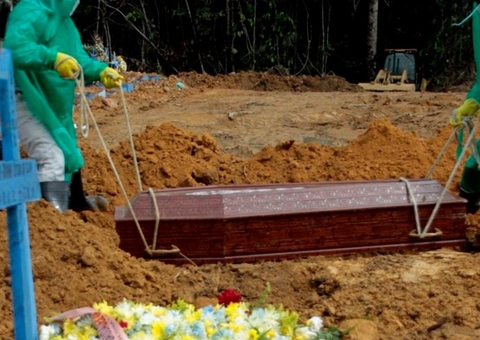 Manaus teve neste sábado 59 sepultamentos de vítimas da Covid