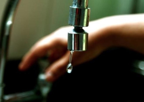 Manaus terá falta d’água em todas as zonas nesta terça