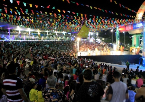 Covid leva à suspensão de eventos e liberação do Zona Azul em Manaus