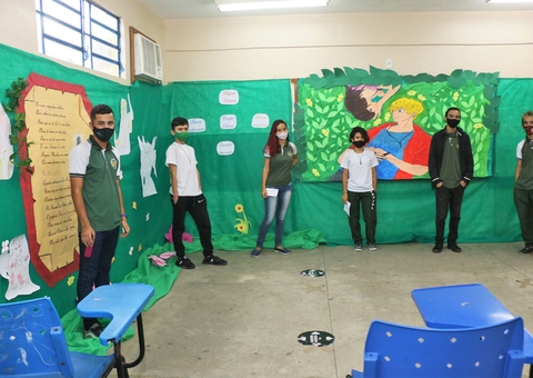 Escola estadual promove mostra literária na zona Norte de Manaus