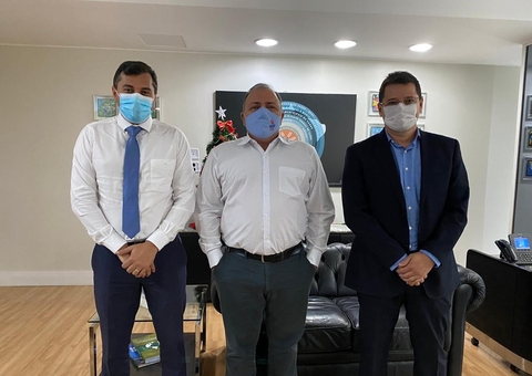 Equipe do Ministério da Saúde vem a Manaus alinhar ações de combate à Covid
