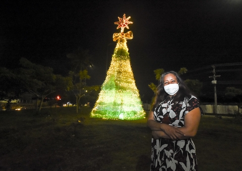  Zona Norte ganha árvore de Natal de material reciclável