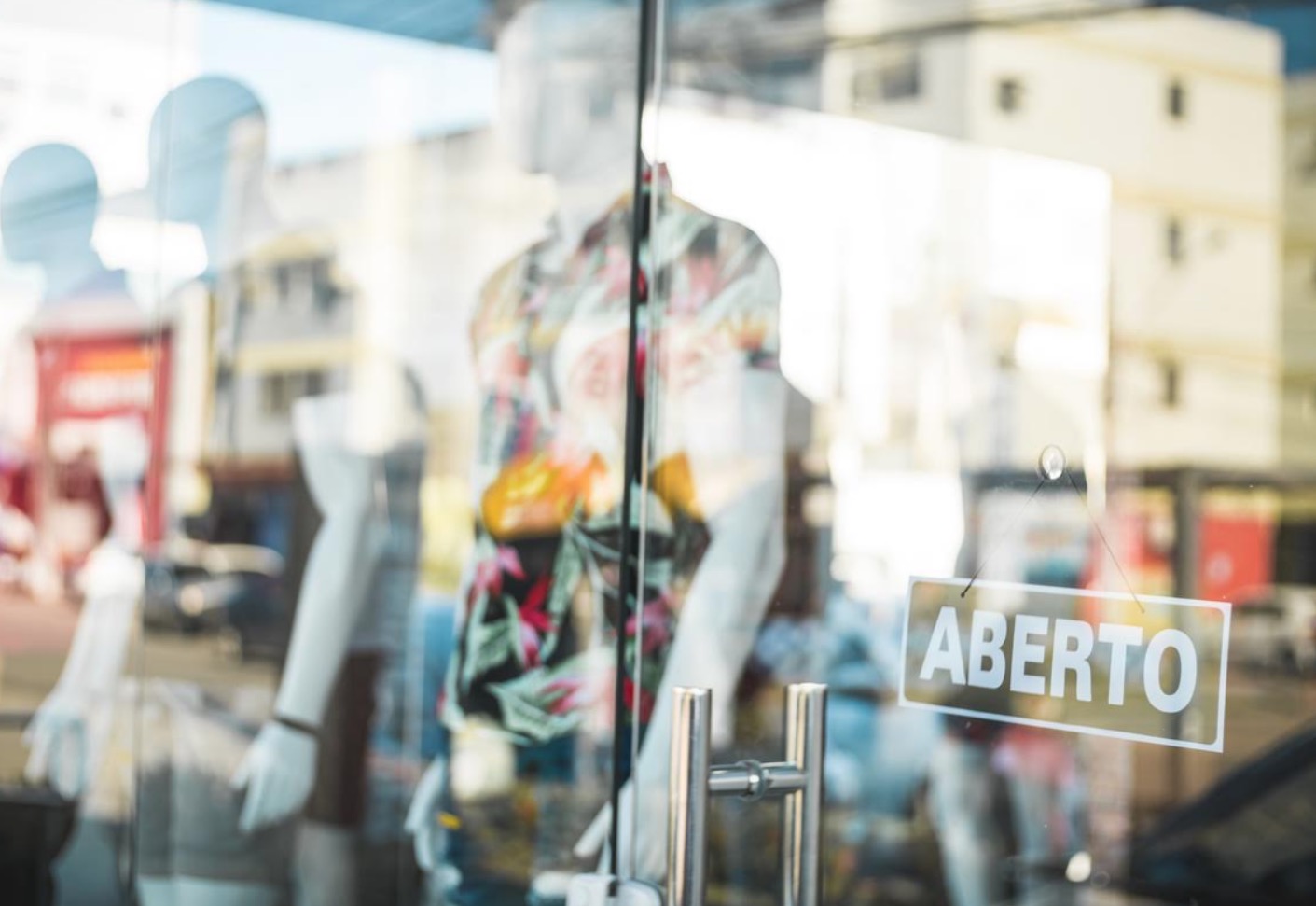 Saiba como vai funcionar o comércio neste feriadão em Manaus