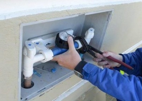 Suspensão do corte de água em Manaus é mantida