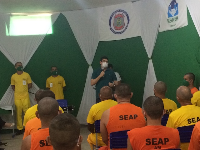 Detentos do Compaj recebem certificado em curso de capacitação profissional