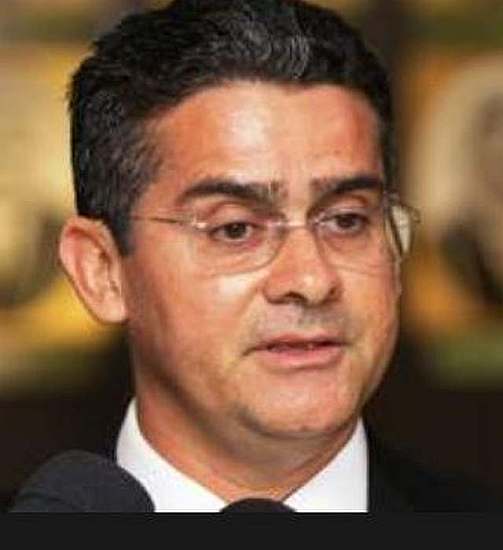 Prefeito eleito de Manaus confirma nomes de secretários, veja
