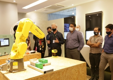 Fundação Paulo Feitoza mostra processos de inovação a gestores da Suframa