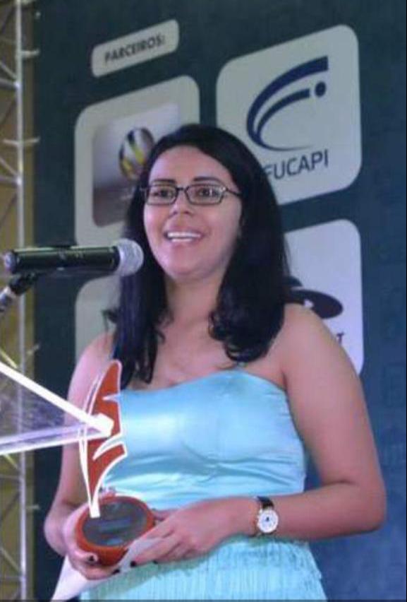 Jornalista Izinha Toscano morre de Covid-19 em Manaus