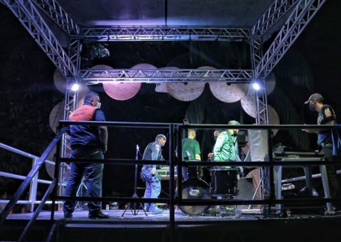 Batizada de 'Escondidin', festa com 500 pessoas é encerrada em Manaus