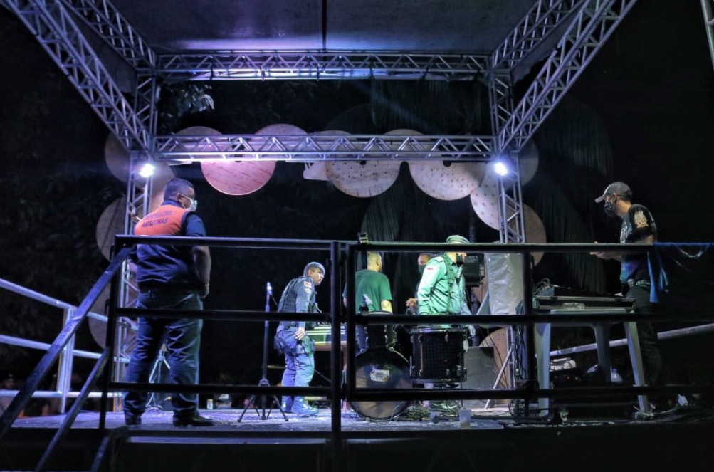 Batizada de 'Escondidin', festa com 500 pessoas é encerrada em Manaus