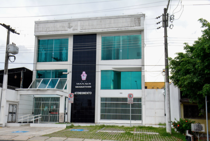 Prefeitura oferta até 100% de desconto em dívidas de taxista e mototaxista