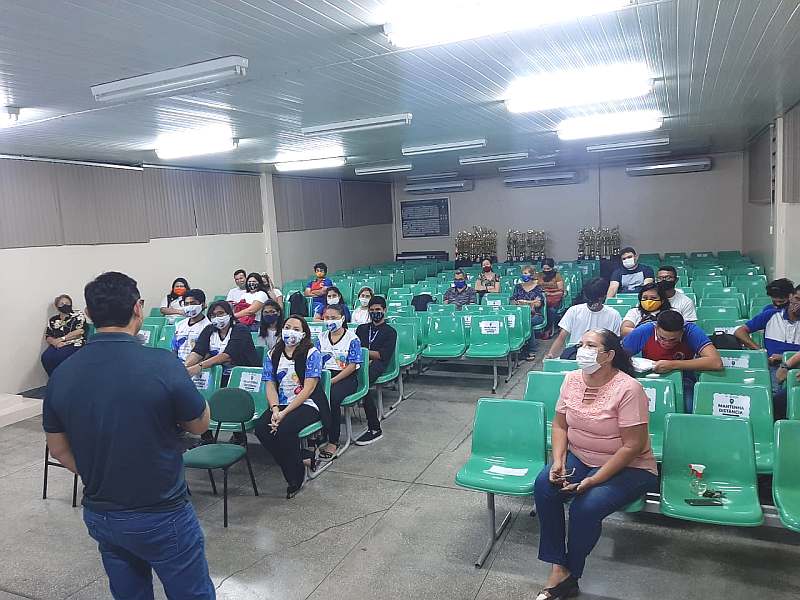 Estudantes defendem redes sociais como ferramentas de comunicação