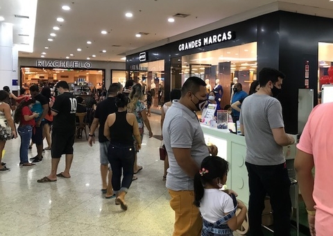 Procon Amazonas dá dicas para consumidor evitar fraudes na Black Friday