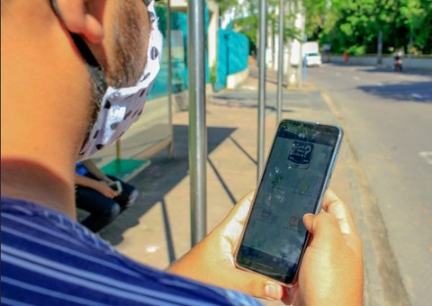 Cresce recarga via aplicativo de transporte coletivo em Manaus