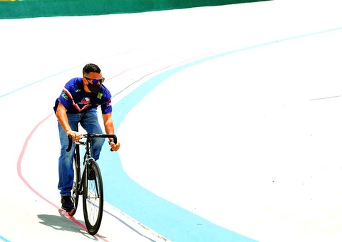Prefeitura de Manaus entrega velódromo para incentivar ciclismo