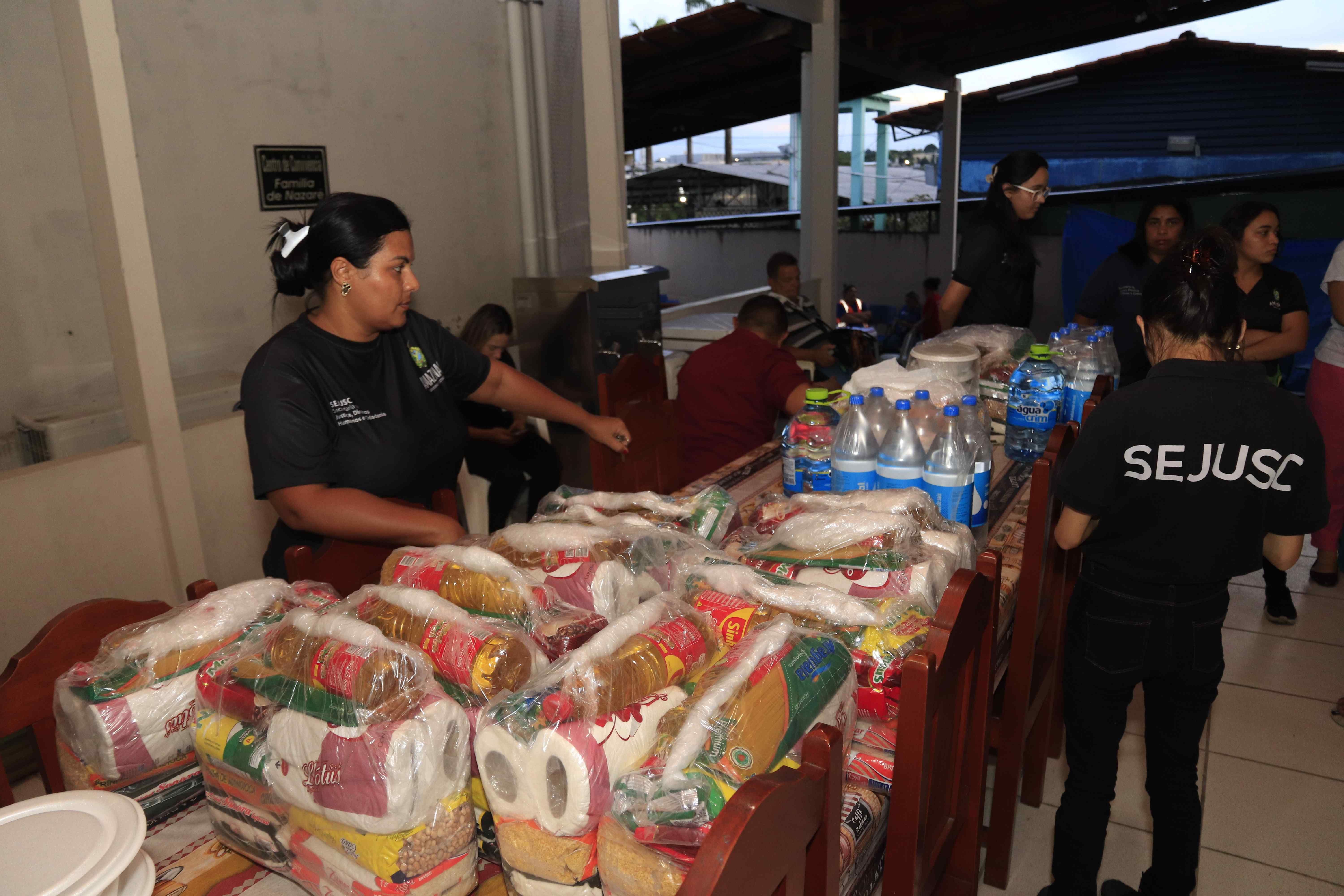 Amazonas começa a pagar auxílio-moradia a desabrigados por chuva