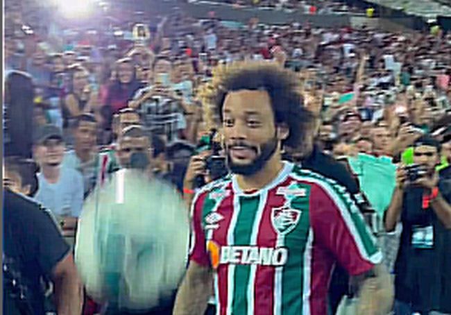 Marcelo exibe experiência e eversatilidade em estreia pelo Fluminense