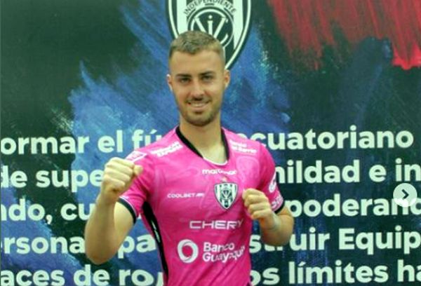 Goleiro que teve mesmo diagnóstico de Messi troca Grêmio por algoz do Flamengo
