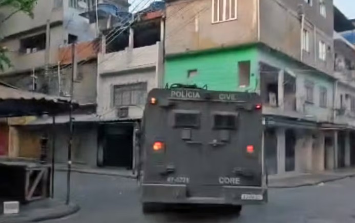 PM e assessor da prefeitura são presos por ligação com o CV em Petrópolis