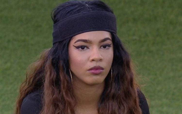 Globo vai bancar psicólogo para Maria após expulsão do BBB 22
