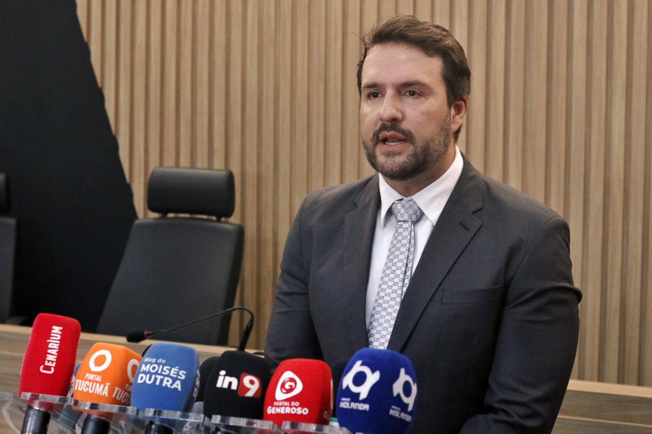 Homem é preso suspeito de assaltar loja e entregador no São José