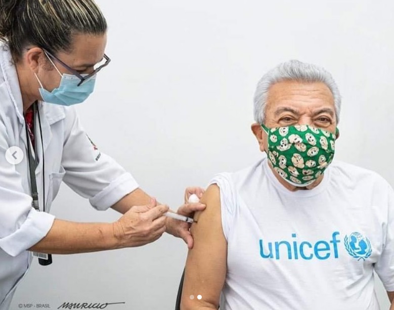 Mauricio de Sousa recebe primeira dose da vacina contra covid-19