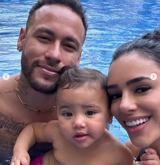 Neymar e Bruna Biancardi preparam duas festas para comemorar 1 ano de Mavie