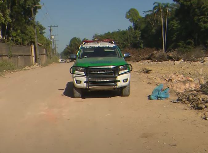 Com mãos amarradas e corda no pescoço, homem é achado morto em Manaus