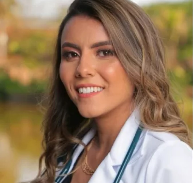 Médica é encontrada morta dentro de mala em apartamento