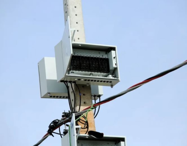 Lei que impedia medidores aéreos de energia em Manaus é anulada 