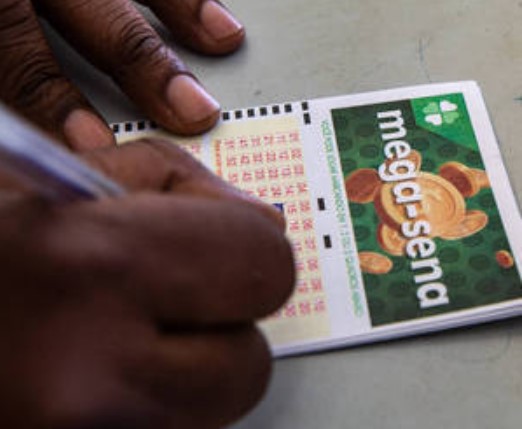 Mega-Sena de R$ 125 milhões é sorteada; veja os números