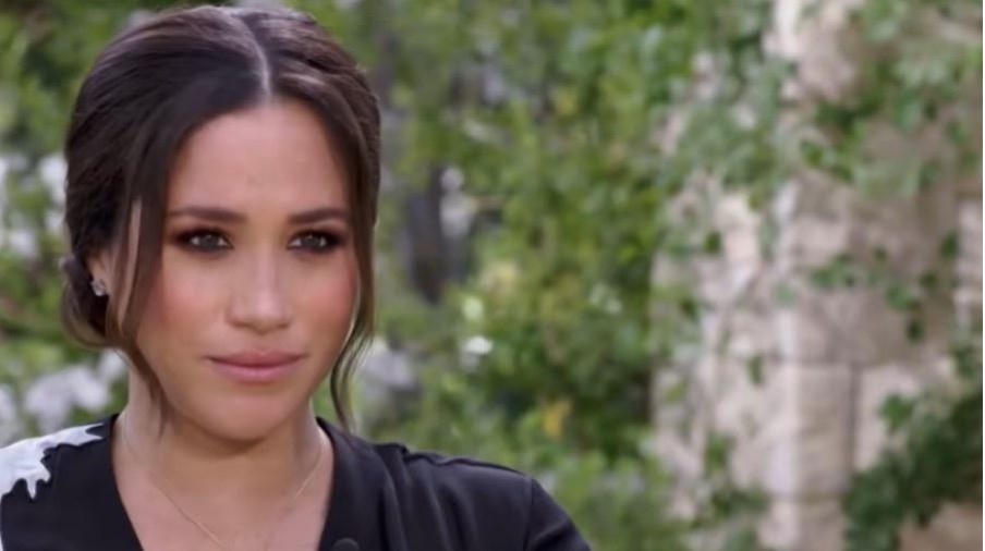 Meghan Markle acusa Família Real de espalhar mentiras sobre ela e Harry