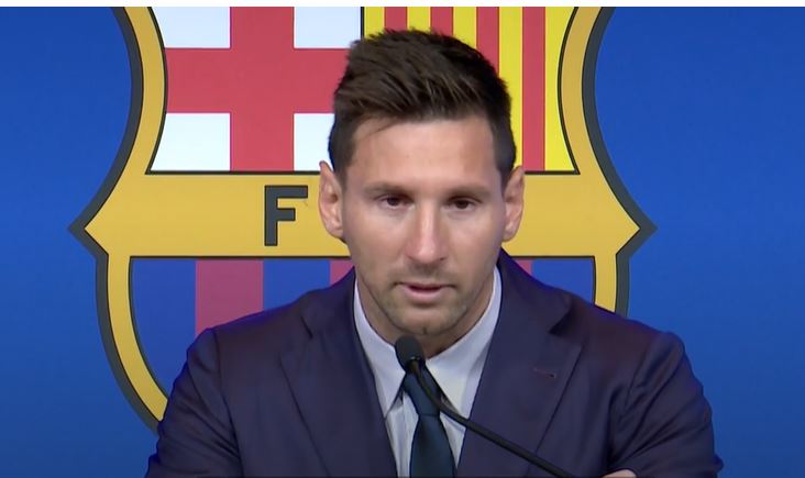Messi acerta com PSG e assina contrato hoje, diz pai do craque