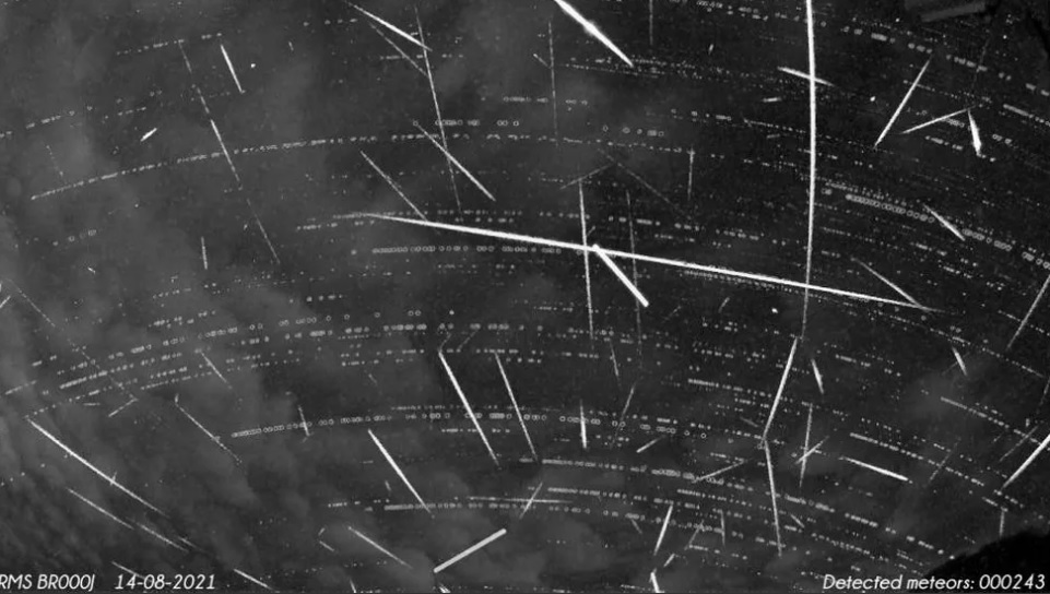 Manauaras poderão ver maior chuva de meteoros neste fim de semana 