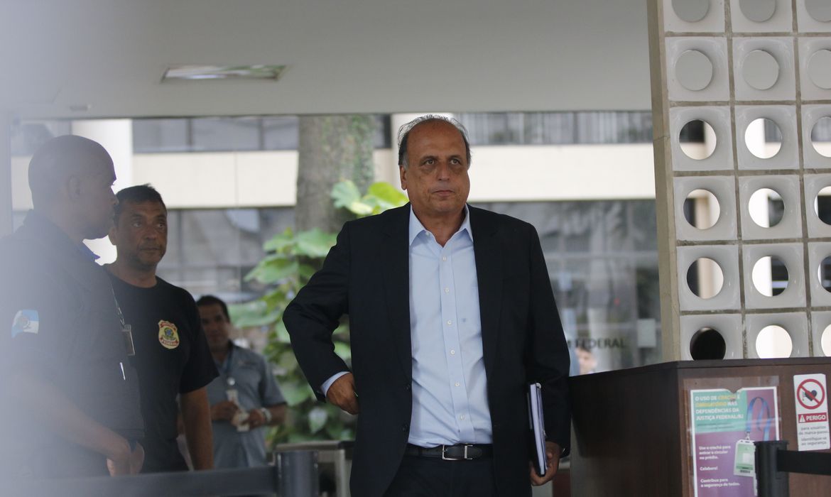 Ex-governador do RJ, Pezão é condenado a mais de 98 anos de prisão