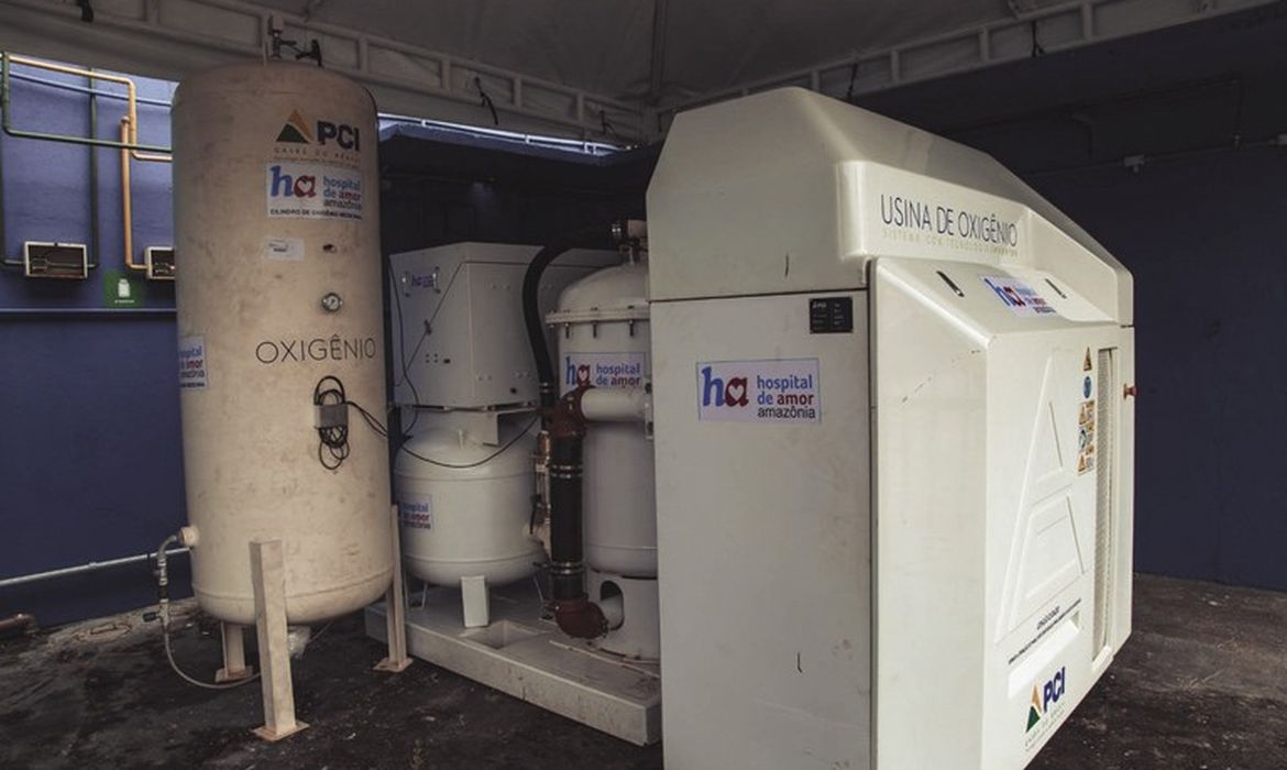 Com ameaça de colapso no Norte-Nordeste, MS envia aparelhos de oxigênio
