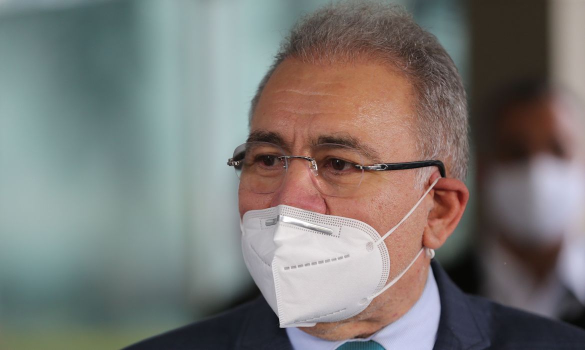 Ministro da Saúde anuncia secretaria para combate à Covid