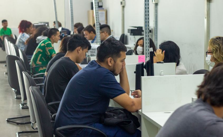 Sine Amazonas divulga 98 vagas de emprego para esta terça-feira