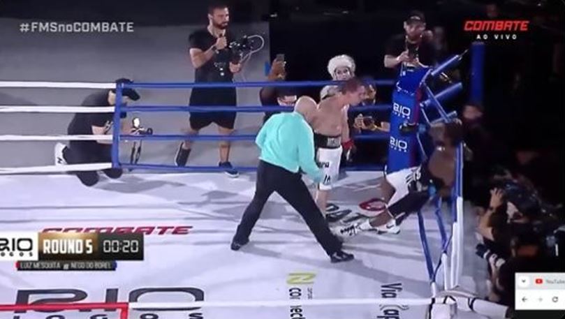 Filho de Mesquita 'apaga' Nego do Borel em luta histórica no FMS 5