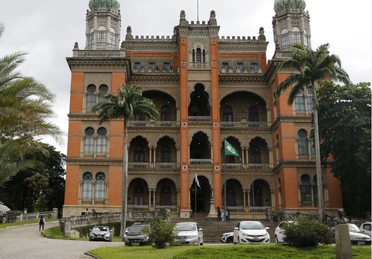 Servidores da Fiocruz fazem nova paralisação por reajuste salarial