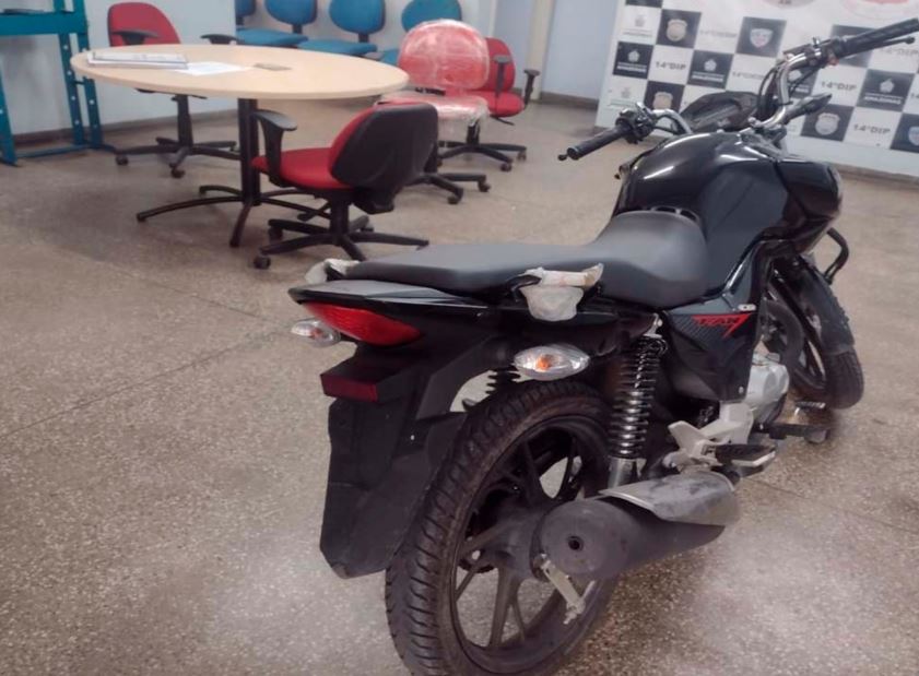 Sequestradores são presos enquanto levavam homem para execução em Manaus