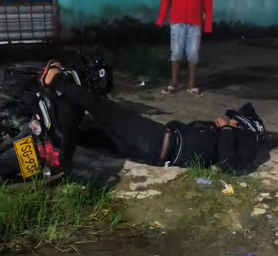 Motociclista é executado a tiros enquanto trafegava em avenida de Tabatinga
