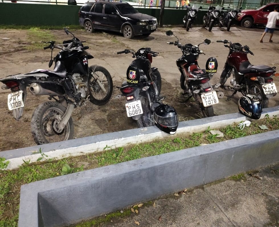 Polícia descobre desmanche de motos em casa abandonada em Manaus