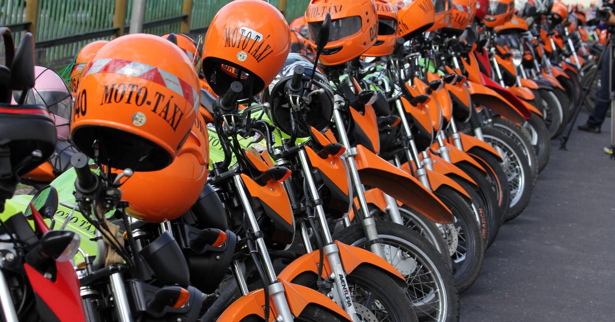 Vistoria para taxistas e mototaxistas são retomadas em Manaus