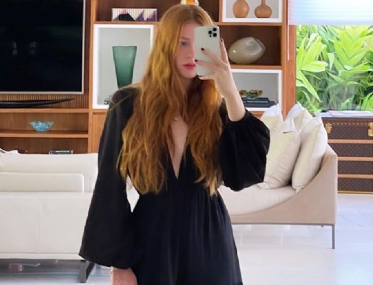 Marina Ruy Barbosa mostra detalhes de sua mansão no Rio